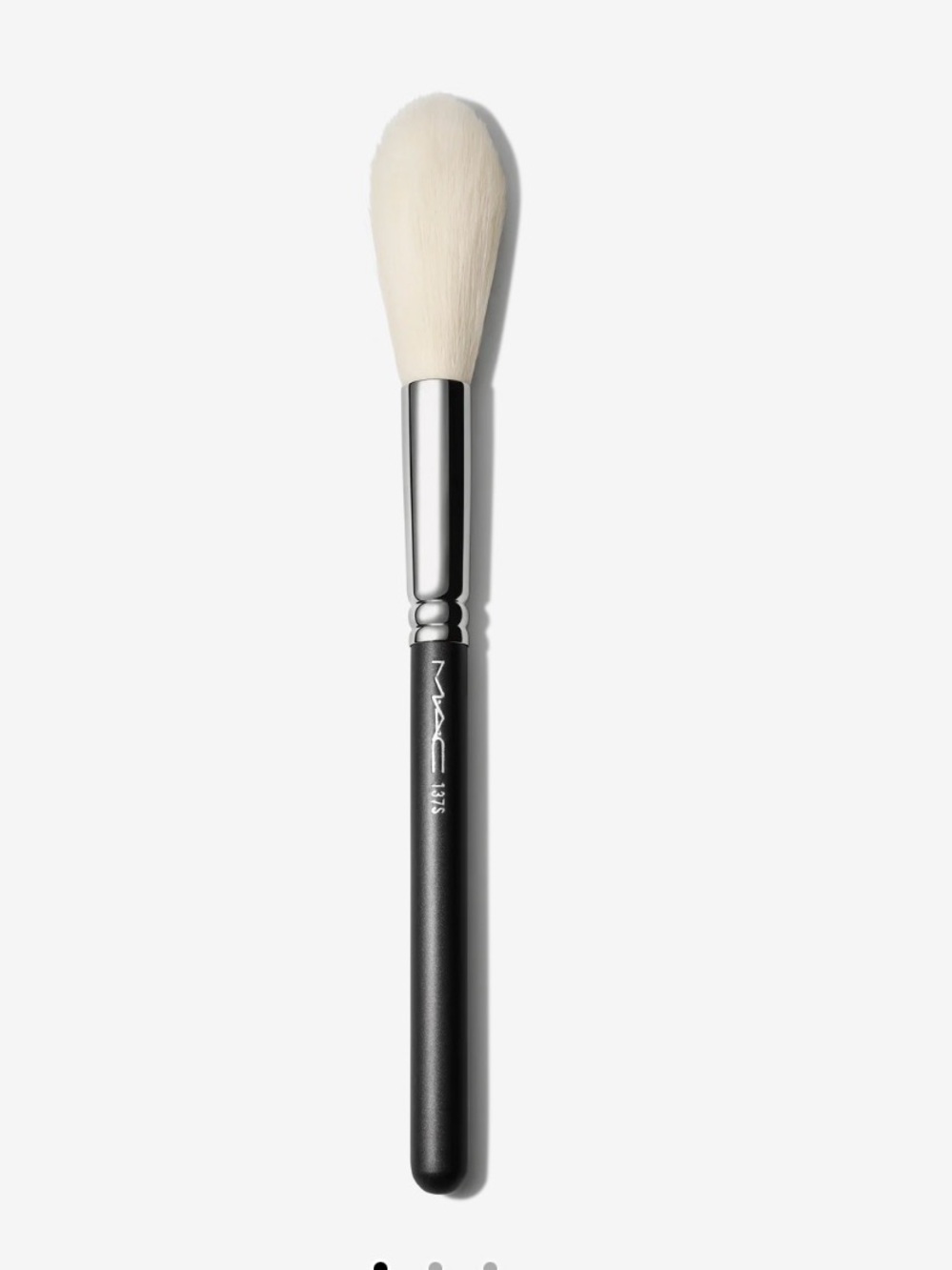 MAC brush 137